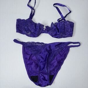 Christian Dior Intimates Women’s Vintage Bra Panty Set Purple Lace Size 36B/L